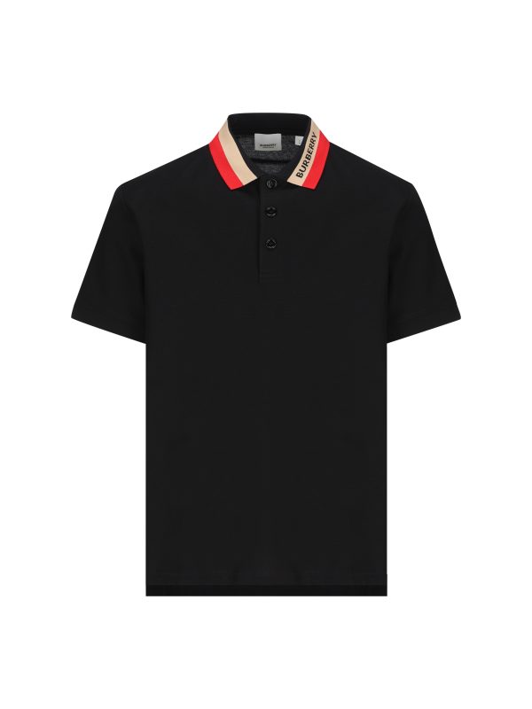 Polo realizzata in cotone.