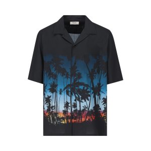 Camicia realizzata in viscosa.