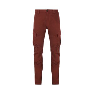Pantaloni realizzati in cotone.