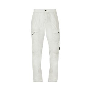 Pantaloni realizzati in poliammide.