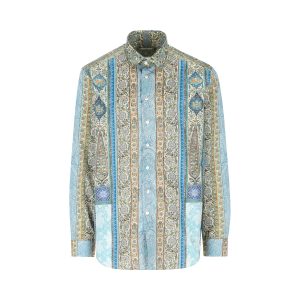 Camicia realizzata in cotone.