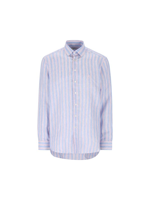 Camicia realizzata in lino.
