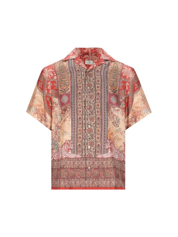 Camicia realizzata in seta.