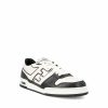 Sneaker stringata realizzata in pelle di vitello. — изображение 2