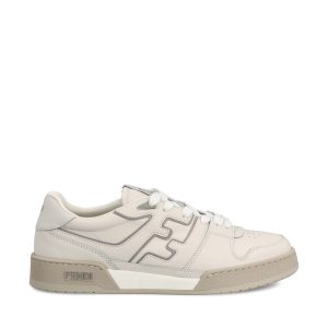 Sneaker stringata realizzata in pelle di vitello.