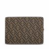 Clutch realizzata in pelle. — изображение 2