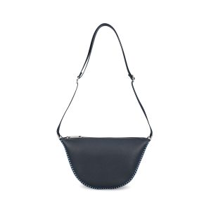 Borsa realizzata in pelle.