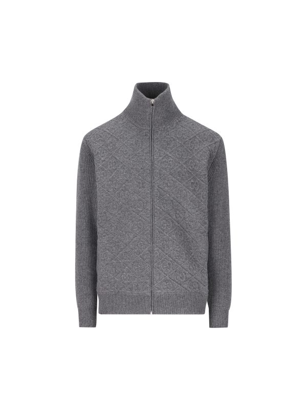 Maglione realizzato in lana.