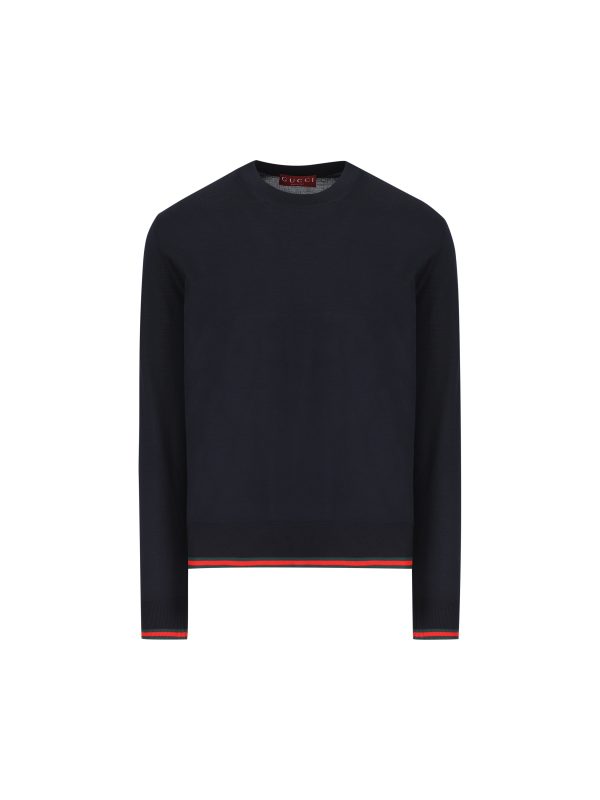 Maglione realizzato in lana.