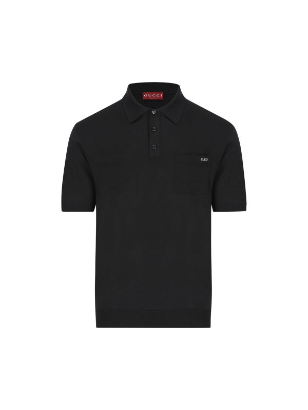Polo realizzata in lana.