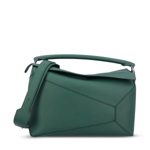 Borsa realizzata in pelle di vitello.