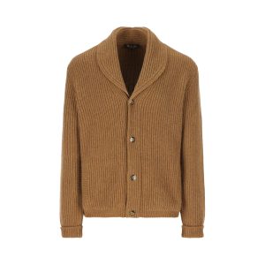 Maglia realizzata in baby cashmere.