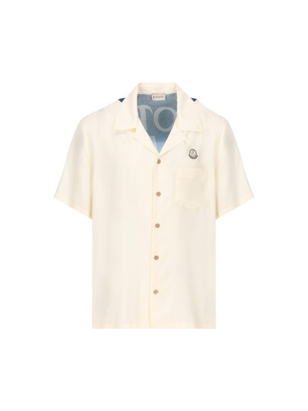 Camicia realizzata in viscosa.
