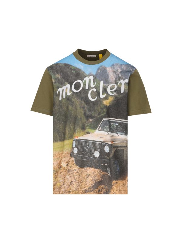 T-Shirt realizzata in cotone.