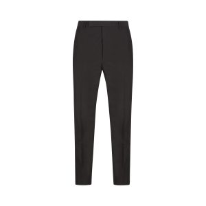 Pantaloni realizzati in misto cotone.