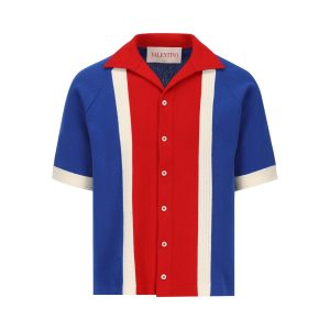 Polo realizzata in cotone.