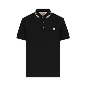 Polo realizzata in cotone.
