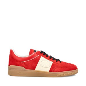 Sneakers realizzate in crosta e pelle di vitello.