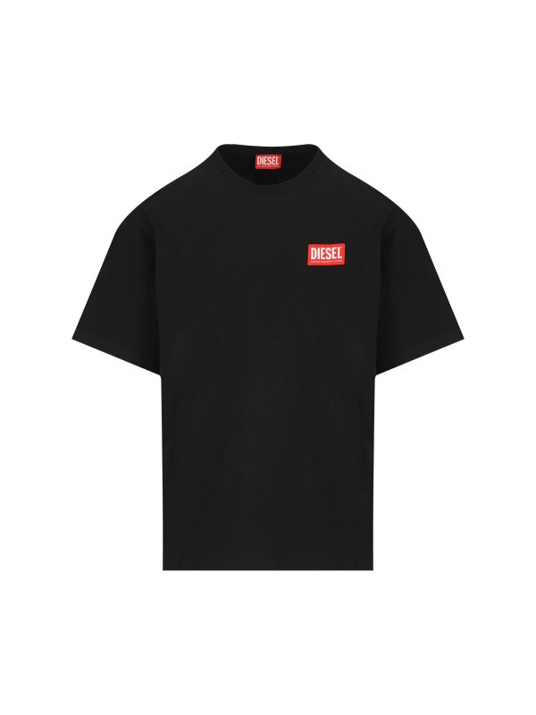 T-Shirt realizzata in cotone.