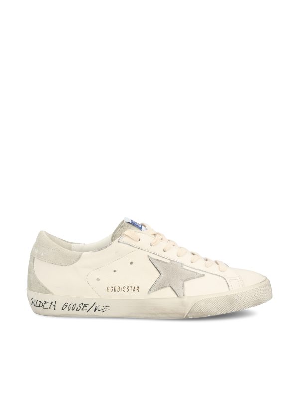 Sneakers in pelle.