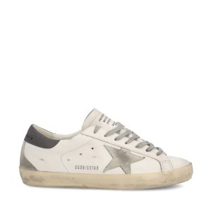 Sneakers realizzate in pelle di bovino.
