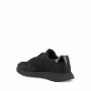 Sneakers realizzate in re-nylon. — изображение 3