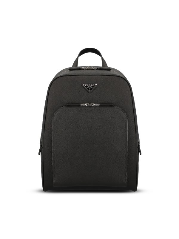 Zaino realizzato in pelle.