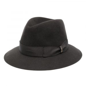 CAPPELLO IN LANA