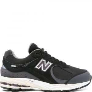 SNEAKER M2002