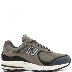 SNEAKER M2002