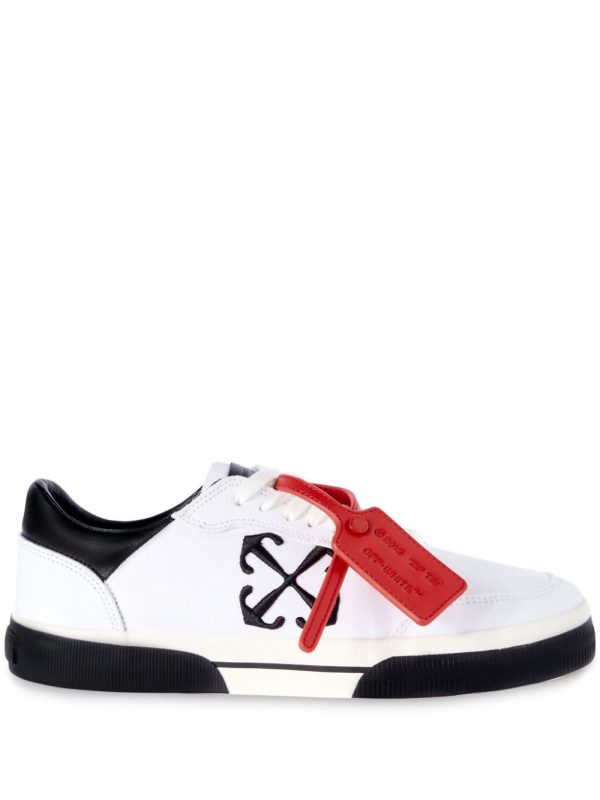 SNEAKER LOW VULCANIZED IN TELA