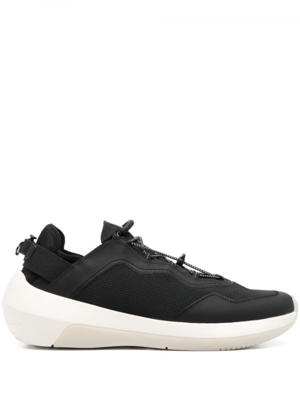 SNEAKER IN MESH