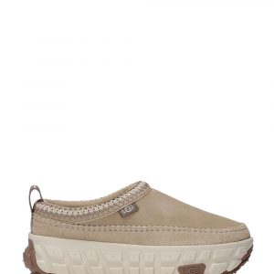 SLIP-ON VENTURE