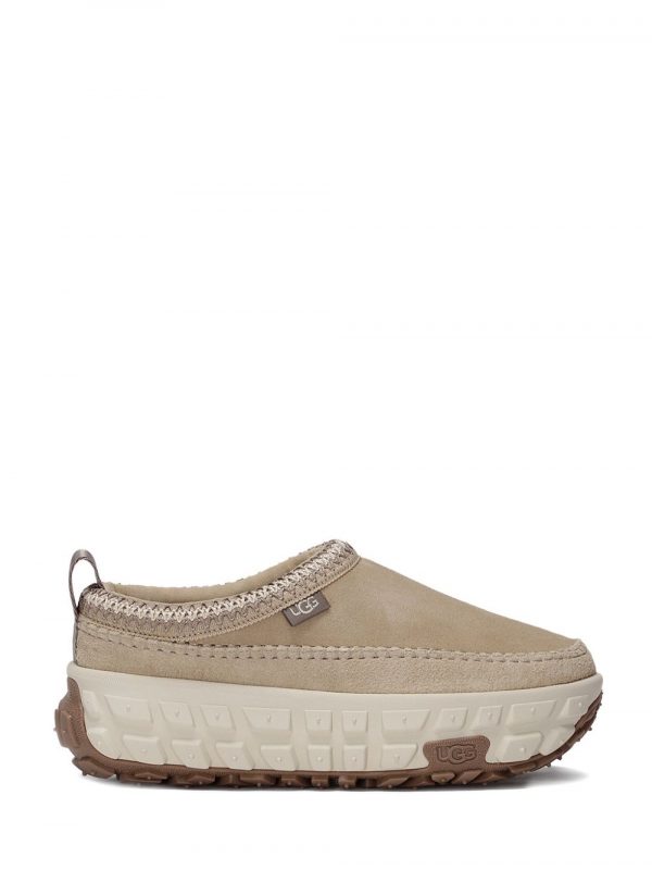 SLIP-ON VENTURE