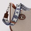 Valentino Garavani Antibes Hobo Medium Shoulder Bag — изображение 2