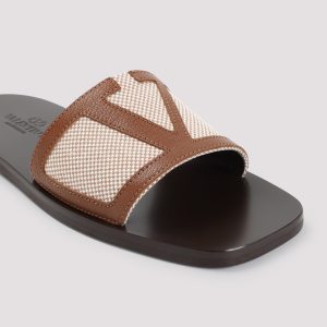 Valentino Garavani Viva Superstar Sandals